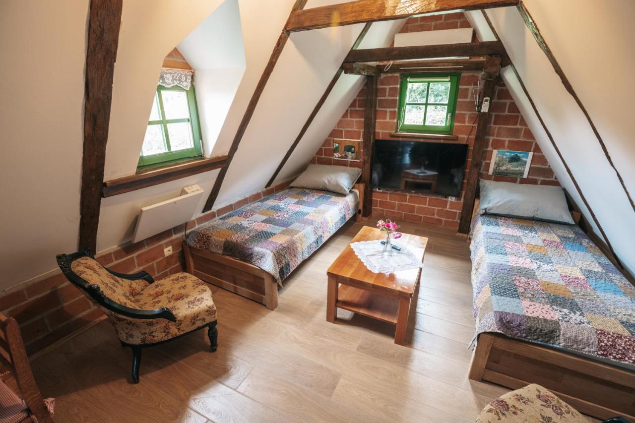 Apartmani Etno Kuca Pod Okicem Самобор Екстериор снимка