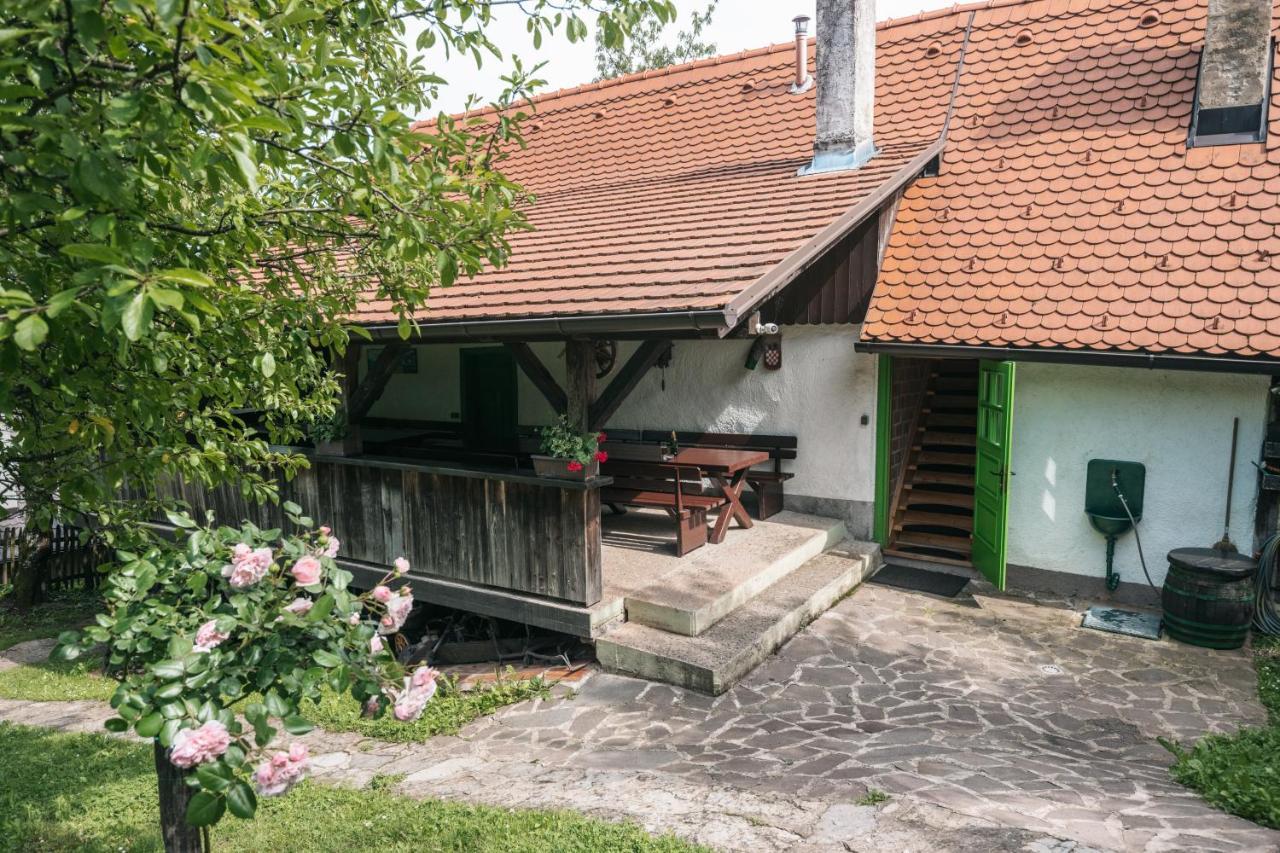 Apartmani Etno Kuca Pod Okicem Самобор Екстериор снимка